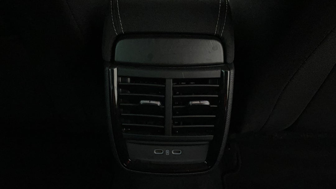 Rear A/C Vent