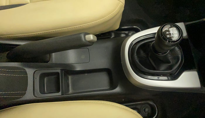 2017 Honda WR-V 1.2L I-VTEC VX MT, Petrol, Manual, 27,679 km, Gear Lever