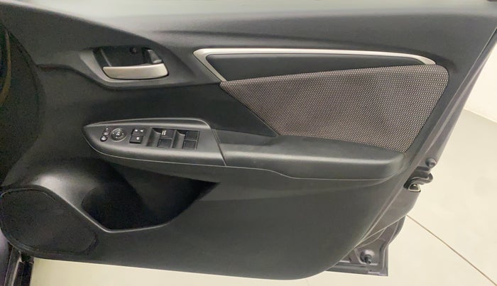 2017 Honda WR-V 1.2L I-VTEC VX MT, Petrol, Manual, 27,679 km, Driver Side Door Panels Control