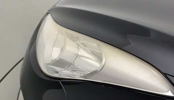 2014 Hyundai New Elantra 1.6 SX MT DIESEL, Diesel, Manual, 1,10,878 km, Left headlight - Faded