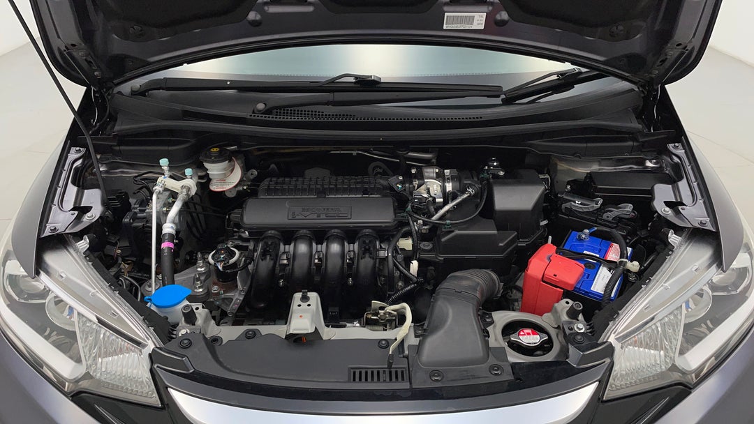 Open Bonnet (Engine)