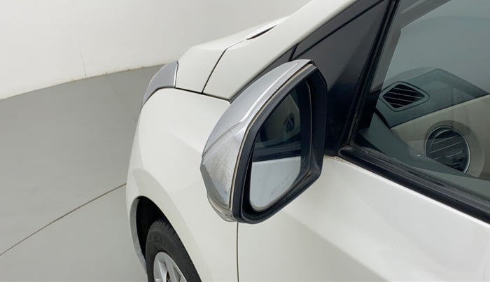 2014 Hyundai Grand i10 SPORTZ 1.2 KAPPA VTVT, Petrol, Manual, 26,499 km, Left rear-view mirror - Folding motor not working