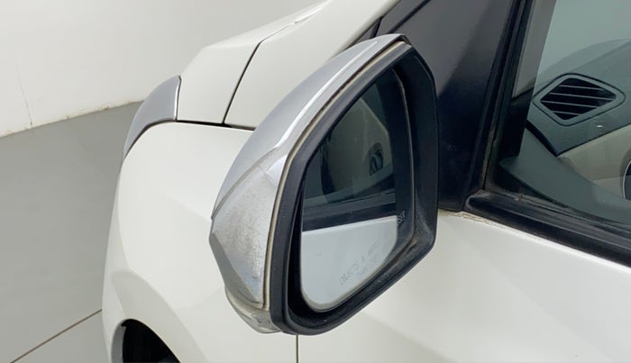 2014 Hyundai Grand i10 SPORTZ 1.2 KAPPA VTVT, Petrol, Manual, 26,499 km, Left rear-view mirror - Mirror motor not working