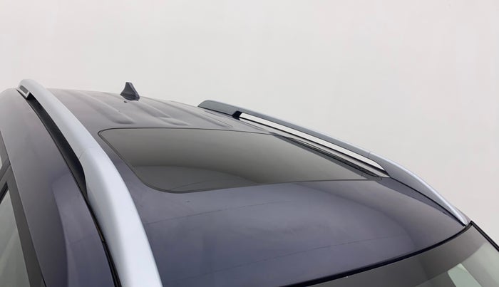 2021 Hyundai VENUE SX 1.0 TURBO, Petrol, Manual, 5,896 km, Roof - <3 inch diameter