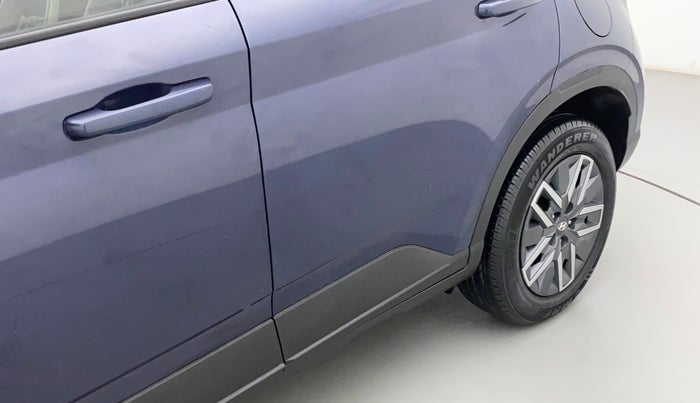 2021 Hyundai VENUE SX 1.0 TURBO, Petrol, Manual, 5,896 km, Rear left door - Slightly dented