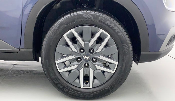 2021 Hyundai VENUE SX 1.0 TURBO, Petrol, Manual, 5,896 km, Right Front Wheel