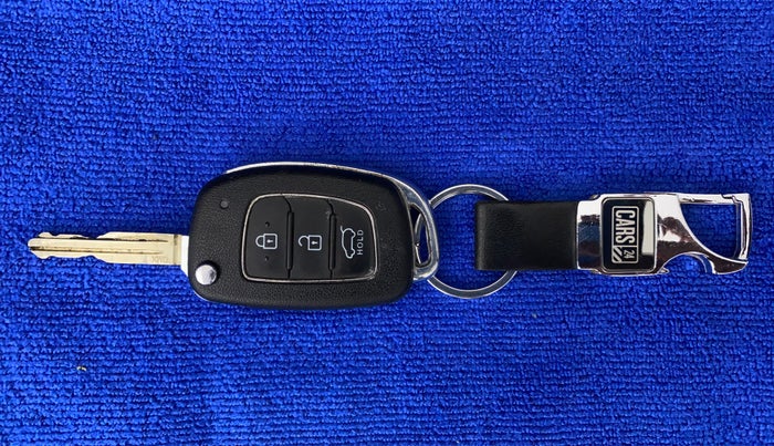 2021 Hyundai VENUE SX 1.0 TURBO, Petrol, Manual, 5,896 km, Key Close Up