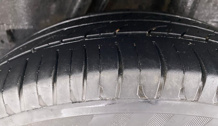 2017 Honda City V MT PETROL, Petrol, Manual, 89,059 km, Left Rear Tyre Tread