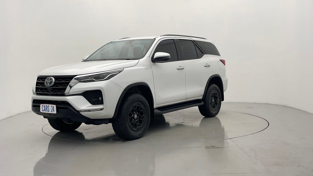 Left Front Diagonal (45- Degree) View