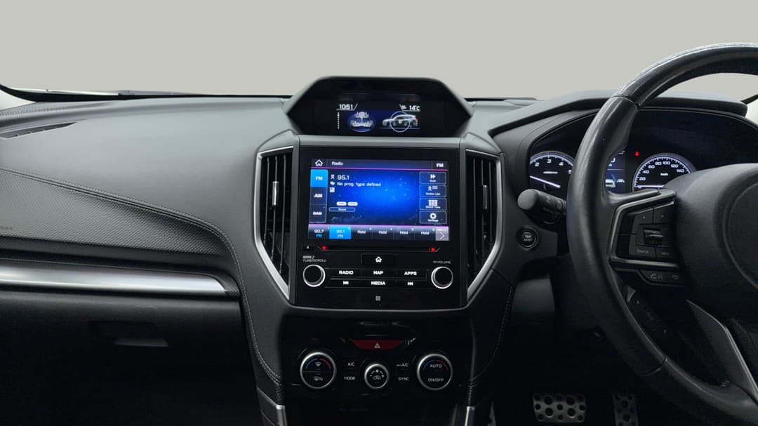 2020 Subaru Forester 2.5i Premium (AWD), Automatic, 108929 km, Center Console