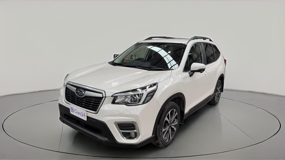 2020 Subaru Forester 2.5i Premium (AWD), Automatic, 108929 km, Left Front Diagonal (45- Degree) View