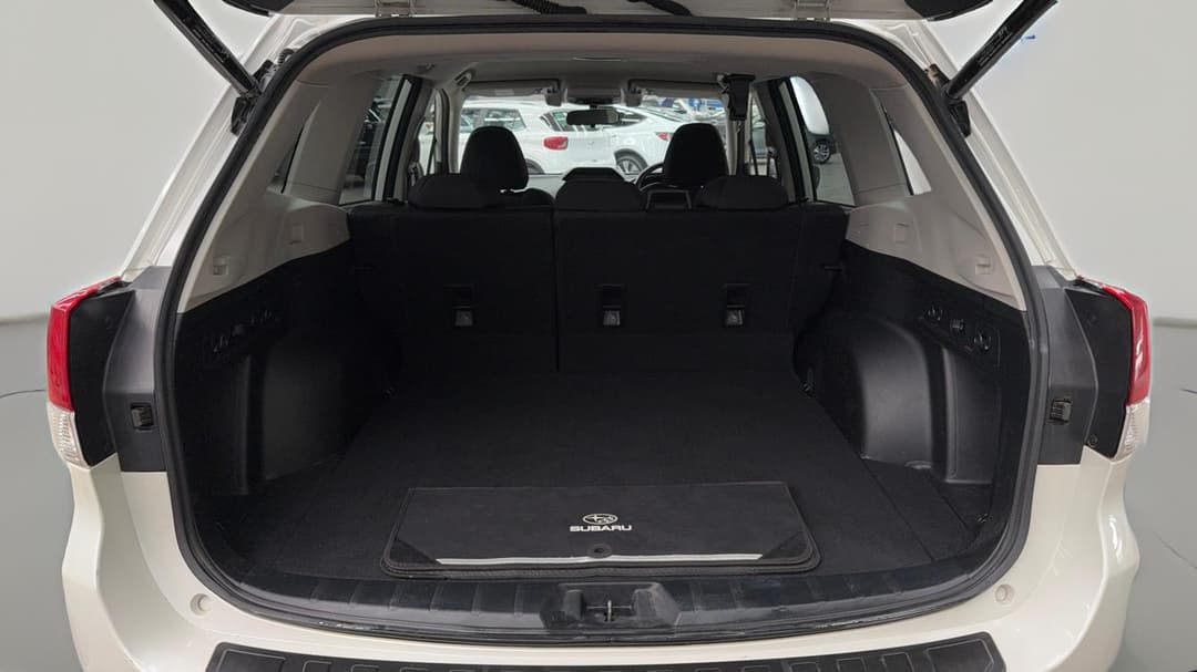 2020 Subaru Forester 2.5i Premium (AWD), Automatic, 108929 km, Boot Inside View
