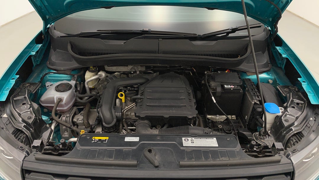 Open Bonnet (Engine)