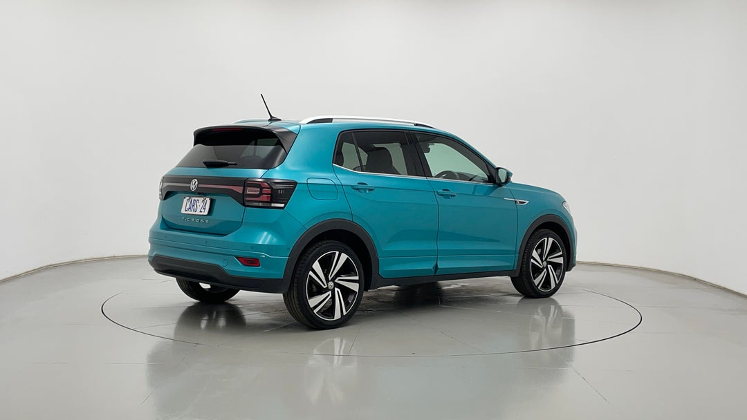 Right Back Diagonal (45- Degree) View