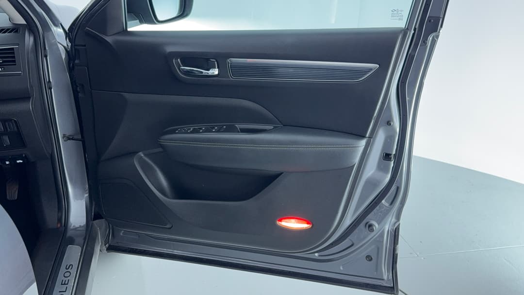 2023 Renault Koleos Zen (4x2), Automatic, 63268 km, Speaker View