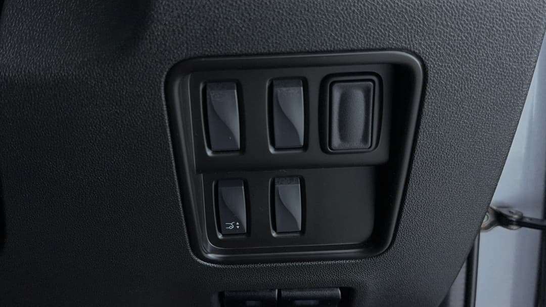 2023 Renault Koleos Zen (4x2), Automatic, 63268 km, Utility Switches/Buttons