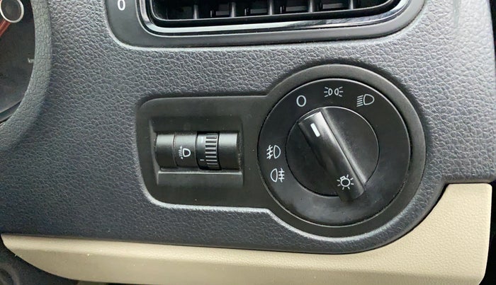 2013 Volkswagen Polo COMFORTLINE 1.2L PETROL, Petrol, Manual, 55,997 km, Dashboard - Headlight height adjustment not working