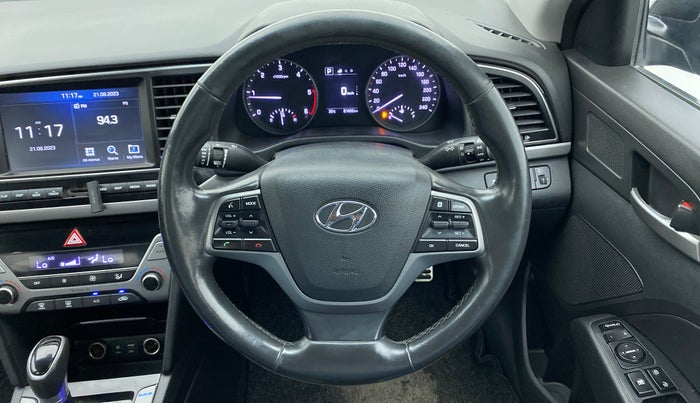 2018 Hyundai New Elantra 1.6 SX (O) AT DIESEL, Diesel, Automatic, 81,405 km, Steering Wheel Close Up