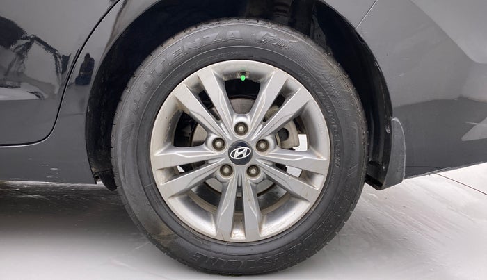 2018 Hyundai New Elantra 1.6 SX (O) AT DIESEL, Diesel, Automatic, 81,405 km, Left Rear Wheel