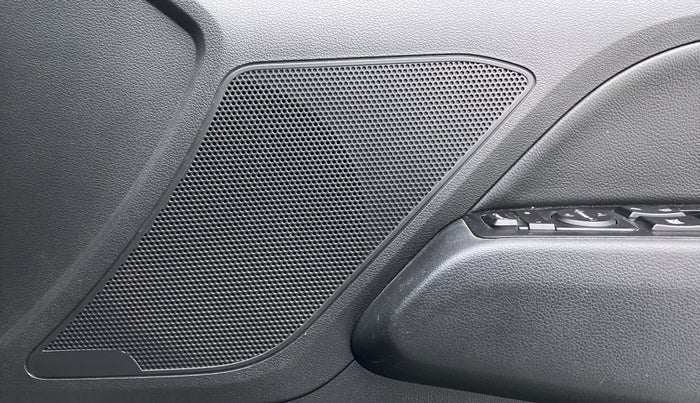2018 Hyundai New Elantra 1.6 SX (O) AT DIESEL, Diesel, Automatic, 81,405 km, Speaker