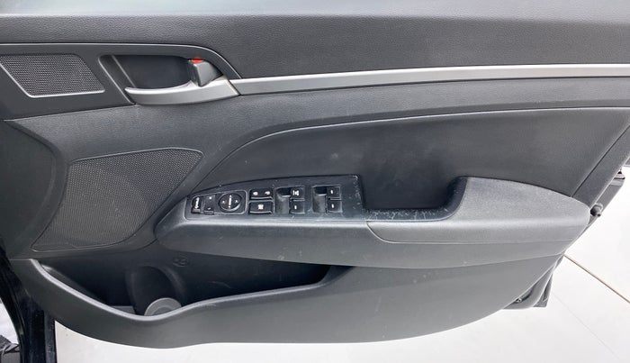 2018 Hyundai New Elantra 1.6 SX (O) AT DIESEL, Diesel, Automatic, 81,405 km, Driver Side Door Panels Control