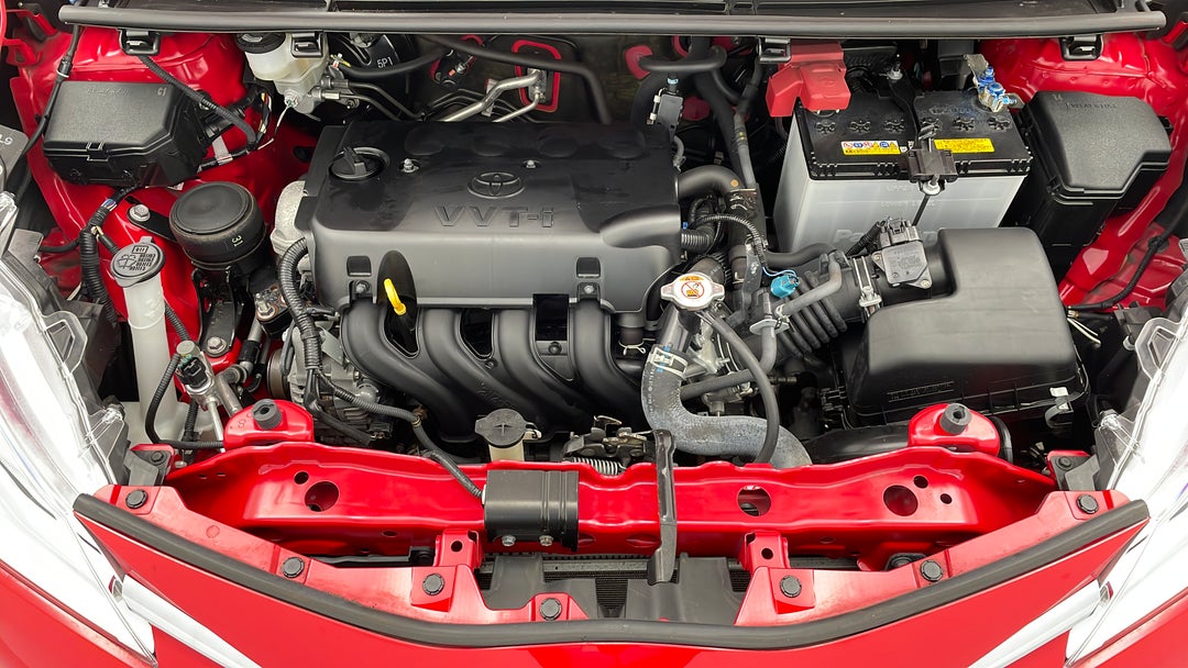 Open Bonnet (Engine)