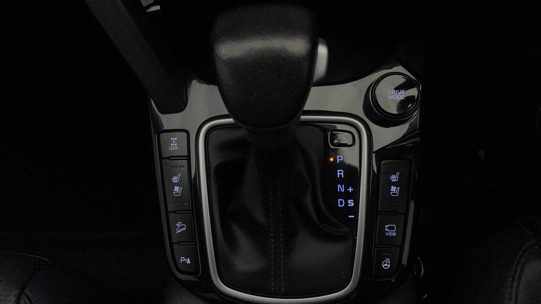 2020 Kia Seltos Gt-line (AWD), Automatic, 124078 km, Gear Lever 