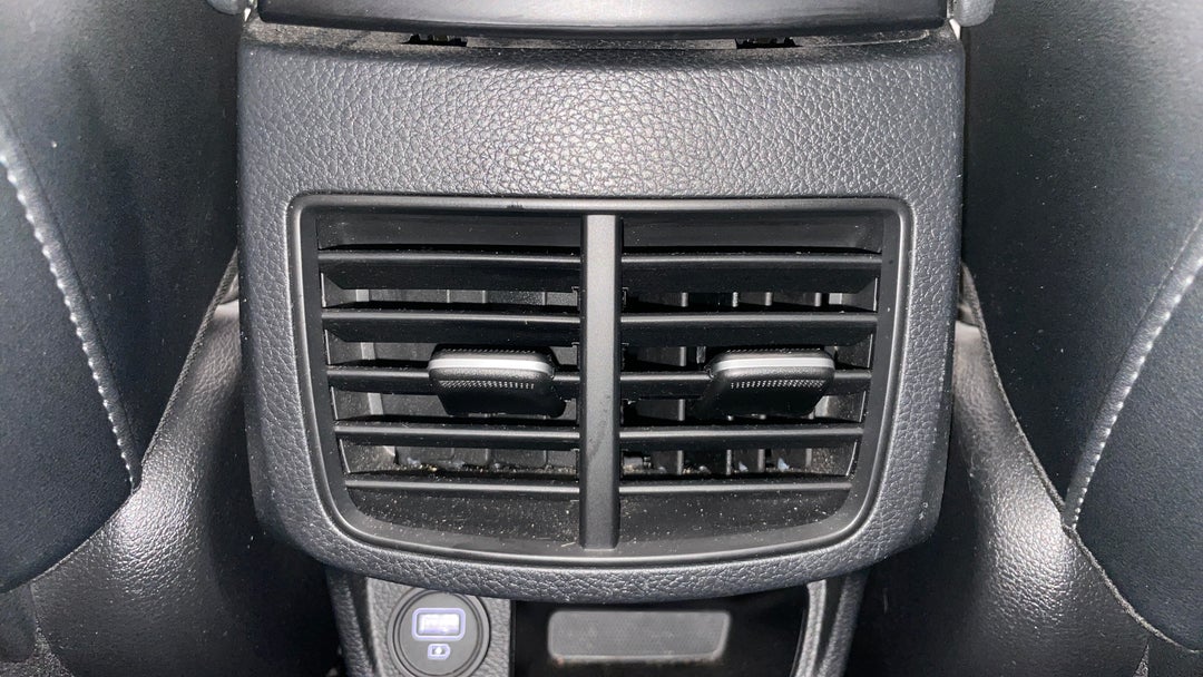 2020 Kia Seltos Gt-line (AWD), Automatic, 124078 km, Rear A/C Vent