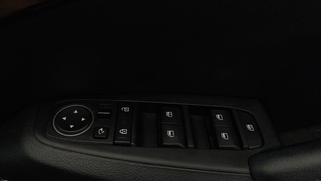 2020 Kia Seltos Gt-line (AWD), Automatic, 124078 km, Drivers Side Door Panel Controls