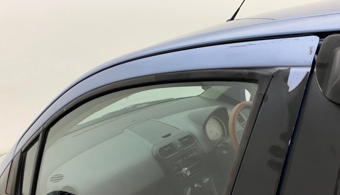 2013 Maruti Ritz LXI, Petrol, Manual, 75,005 km, Front passenger door - Door visor damaged