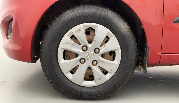2011 Hyundai i10 MAGNA 1.2, Petrol, Manual, 1,30,587 km, Left Front Wheel