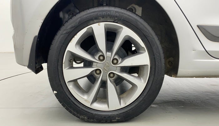 2014 Hyundai Elite i20 Sportz(O) 1.2 VTVT MT, Petrol, Manual, 85,876 km, Right Rear Wheel