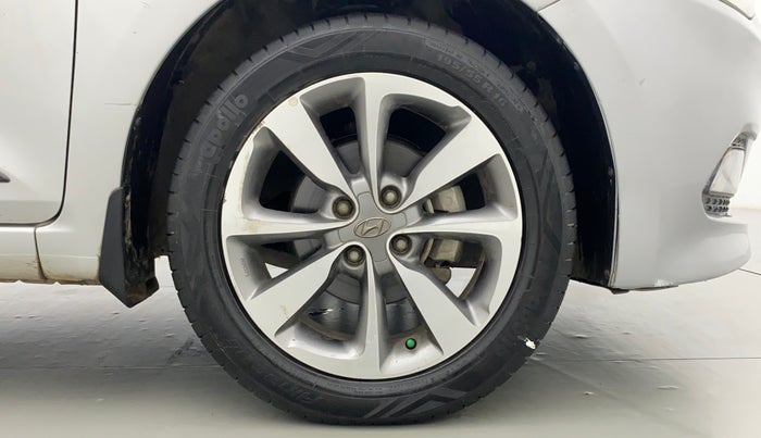 2014 Hyundai Elite i20 Sportz(O) 1.2 VTVT MT, Petrol, Manual, 85,876 km, Right Front Wheel