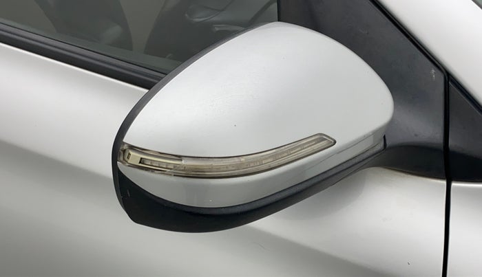 2014 Hyundai Elite i20 Sportz(O) 1.2 VTVT MT, Petrol, Manual, 85,876 km, Right rear-view mirror - Indicator light not working