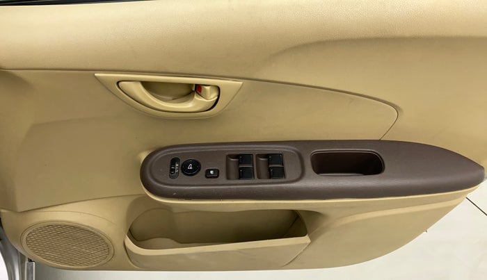 2013 Honda Amaze 1.2L I-VTEC S, Petrol, Manual, 1,00,167 km, Driver Side Door Panels Control