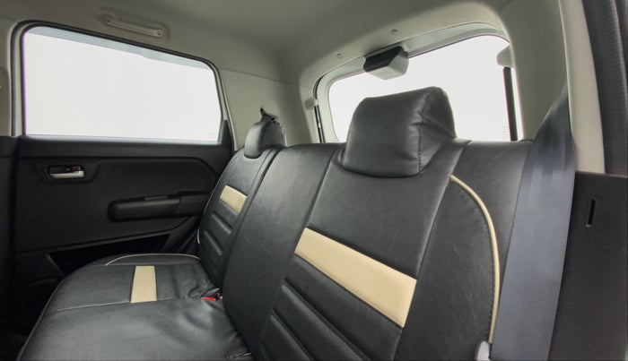 2019 Maruti New Wagon-R VXI 1.0, Petrol, Manual, 22,804 km, Right Side Rear Door Cabin