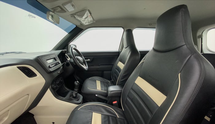 2019 Maruti New Wagon-R VXI 1.0, Petrol, Manual, 22,804 km, Right Side Front Door Cabin