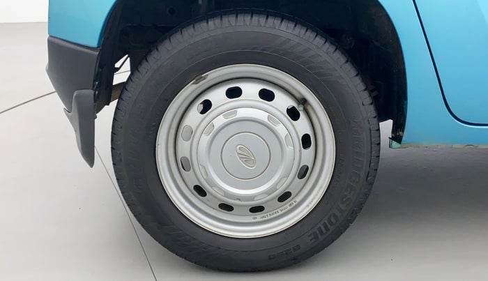 2016 Mahindra Kuv100 K2 6 STR, Petrol, Manual, 46,502 km, Right Rear Wheel