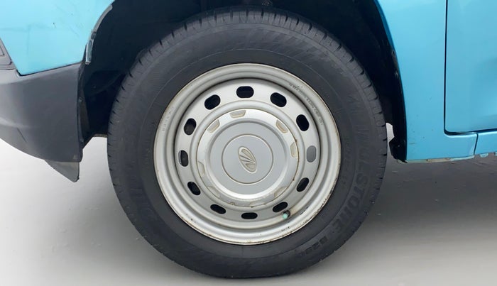 2016 Mahindra Kuv100 K2 6 STR, Petrol, Manual, 46,502 km, Left Front Wheel