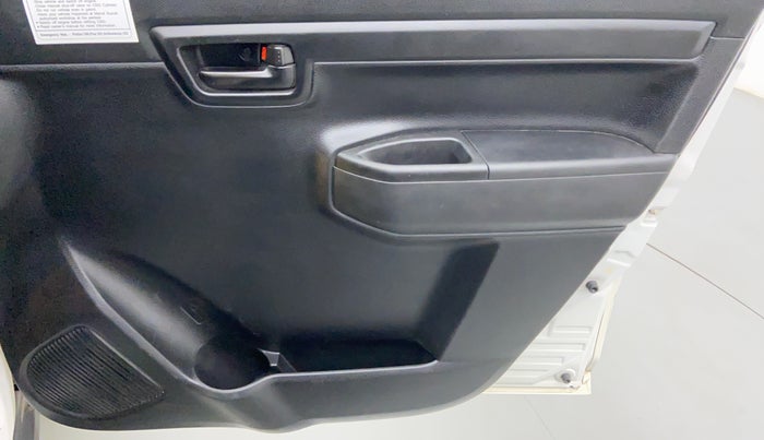 2020 Maruti S PRESSO VXI CNG, CNG, Manual, 21,556 km, Driver Side Door Panels Control