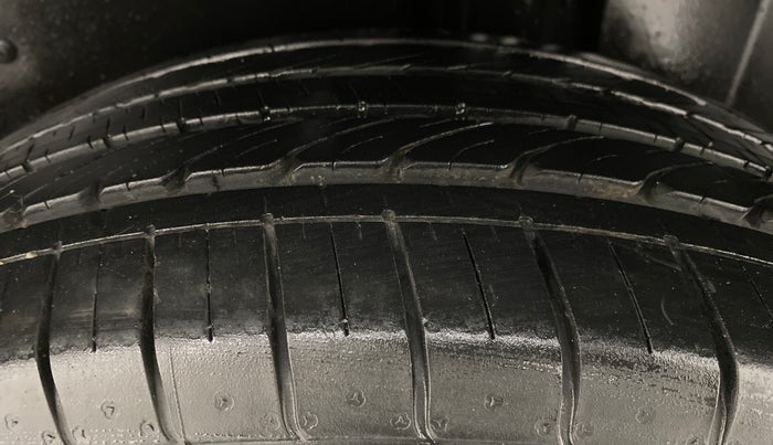 2020 MG HECTOR PLUS SHARP, Diesel, Manual, 19,052 km, Left Rear Tyre Tread