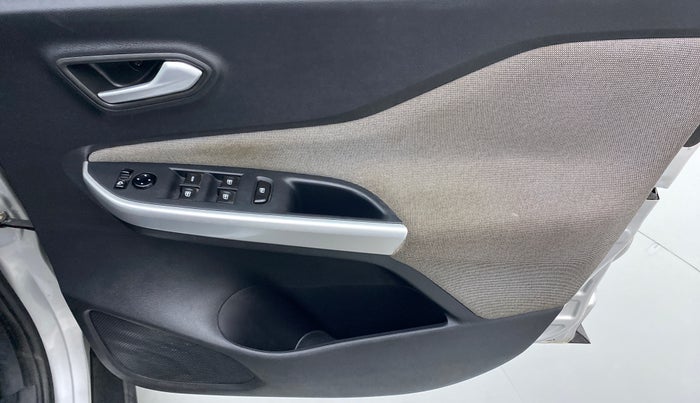 2021 Nissan MAGNITE XL Turbo MT, Petrol, Manual, 29,003 km, Driver Side Door Panels Control