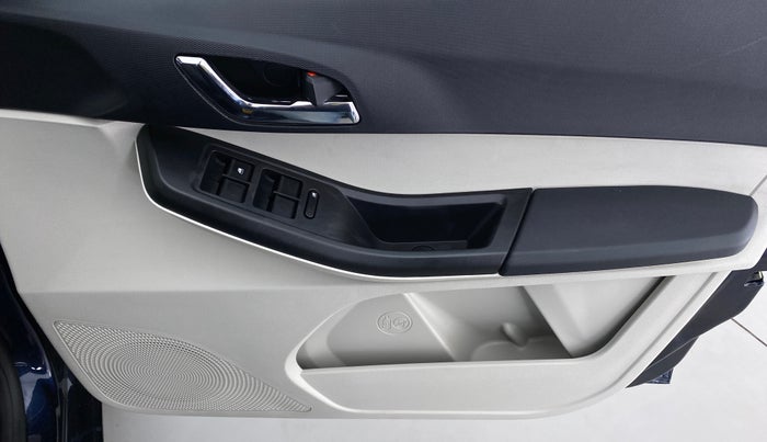 2022 Tata Tiago XZ+ 1.2 Revotron, Petrol, Manual, 2,836 km, Driver Side Door Panels Control