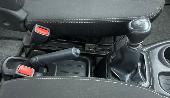 2018 Datsun Redi Go A, Petrol, Manual, 7,432 km, Gear Lever