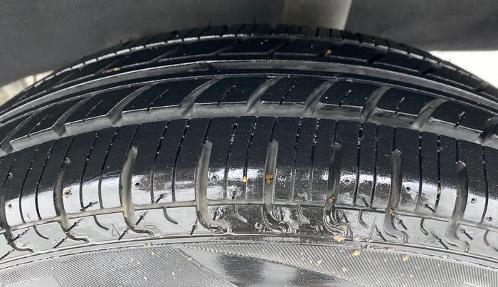 2018 Datsun Redi Go A, Petrol, Manual, 7,432 km, Left Rear Tyre Tread