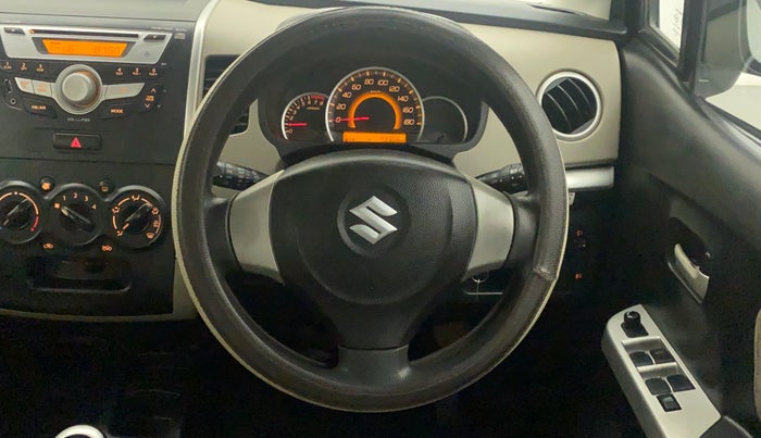2015 Maruti Wagon R 1.0 VXI, Petrol, Manual, 43,363 km, Steering Wheel Close Up