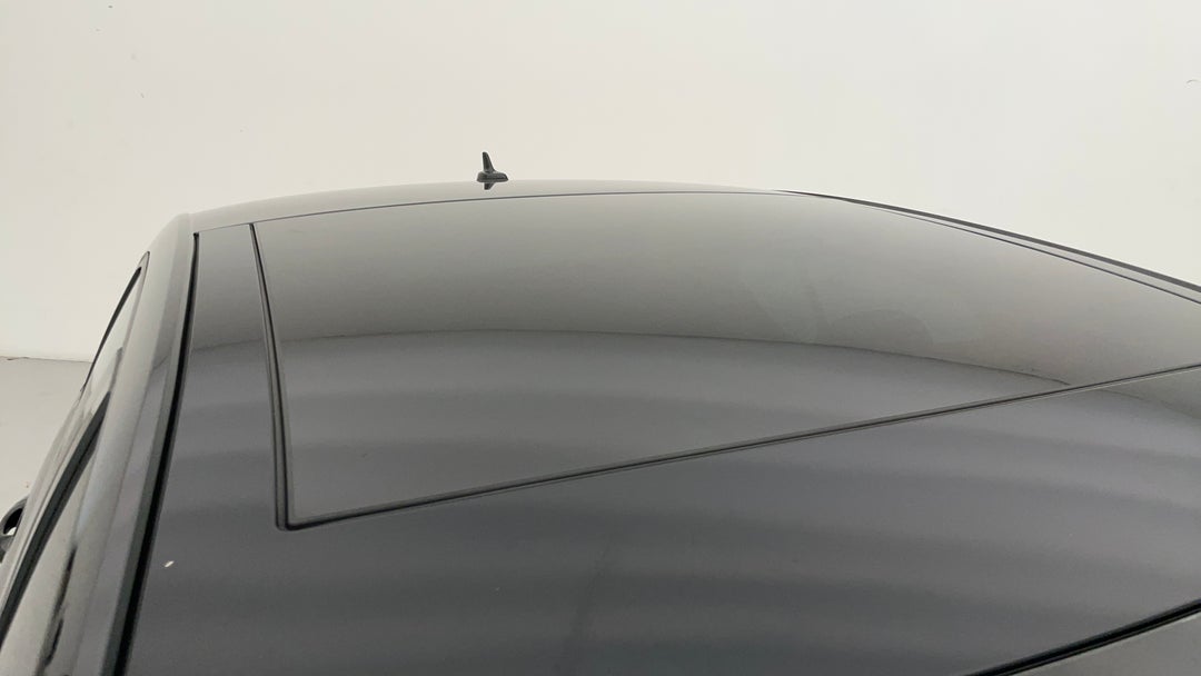 2017 SKODA Octavia Rs 169 Tsi, Automatic, 41568 km, Roof/Sunroof View