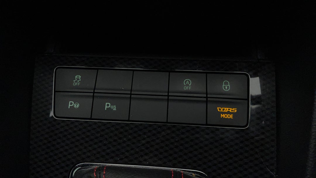 2017 SKODA Octavia Rs 169 Tsi, Automatic, 41568 km, Utility Switches/Buttons