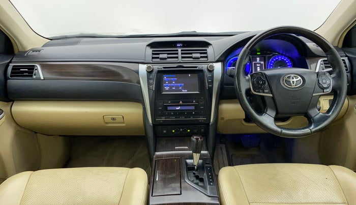 2015 Toyota Camry HYBRID AT, Petrol, Automatic, 1,52,145 km, Dashboard