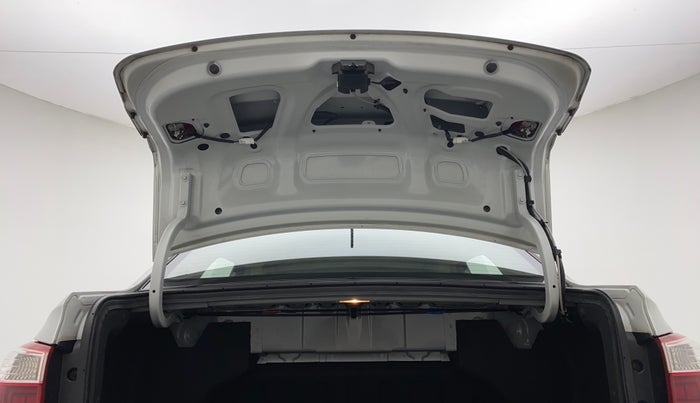 2017 Hyundai Xcent S 1.2, Petrol, Manual, 61,118 km, Boot Door Open